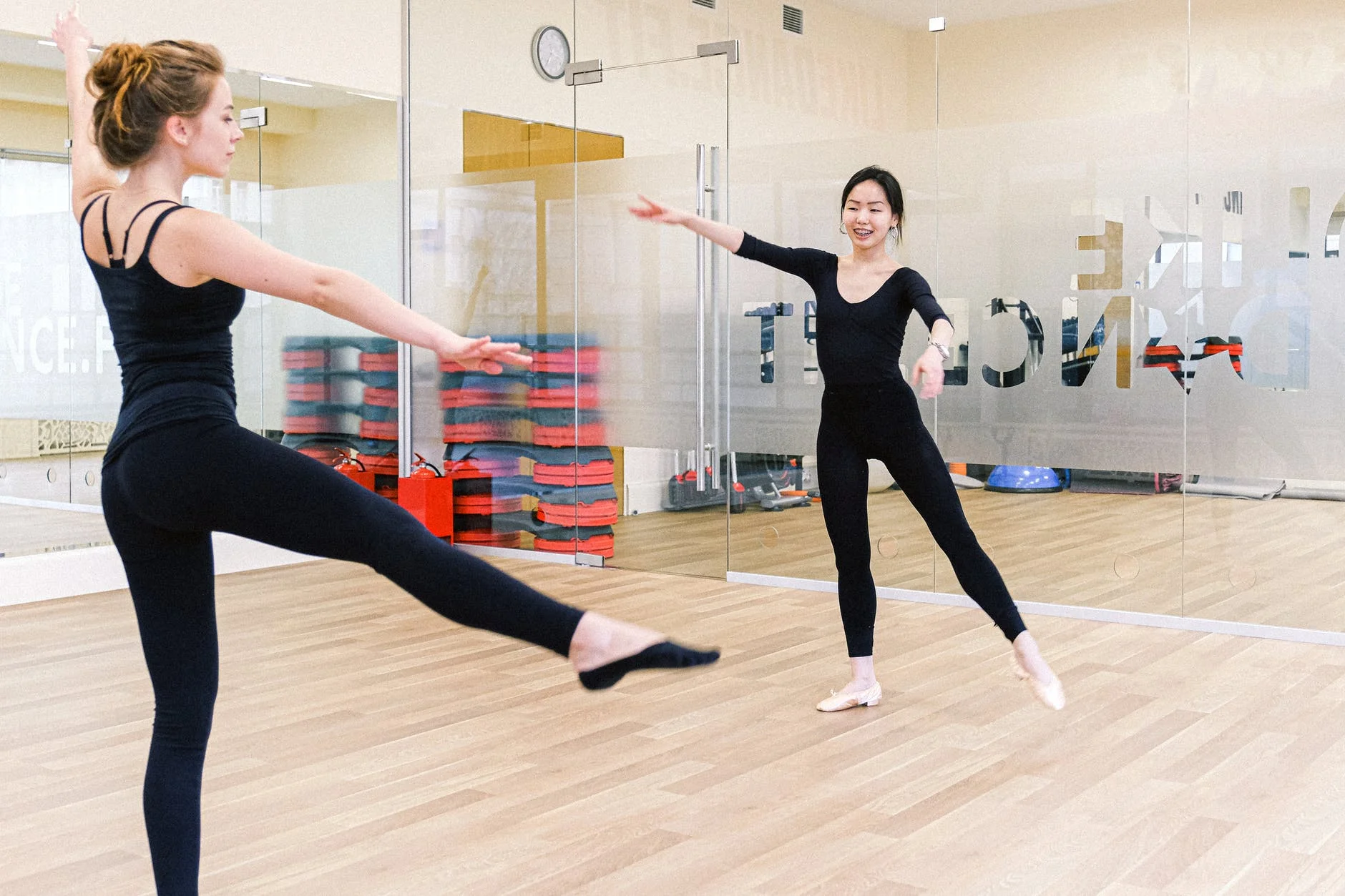 Como Montar um Estúdio de Dança Como Abrir um Estúdio de Dança
